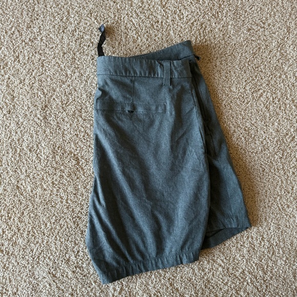 Luluemom short 7inch - Picture 2 of 2